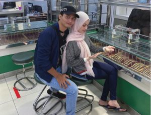Wanita Dituduh Kaki Kikis, Suami Hadiahkan Emas RM25,000 Tiap Bulan