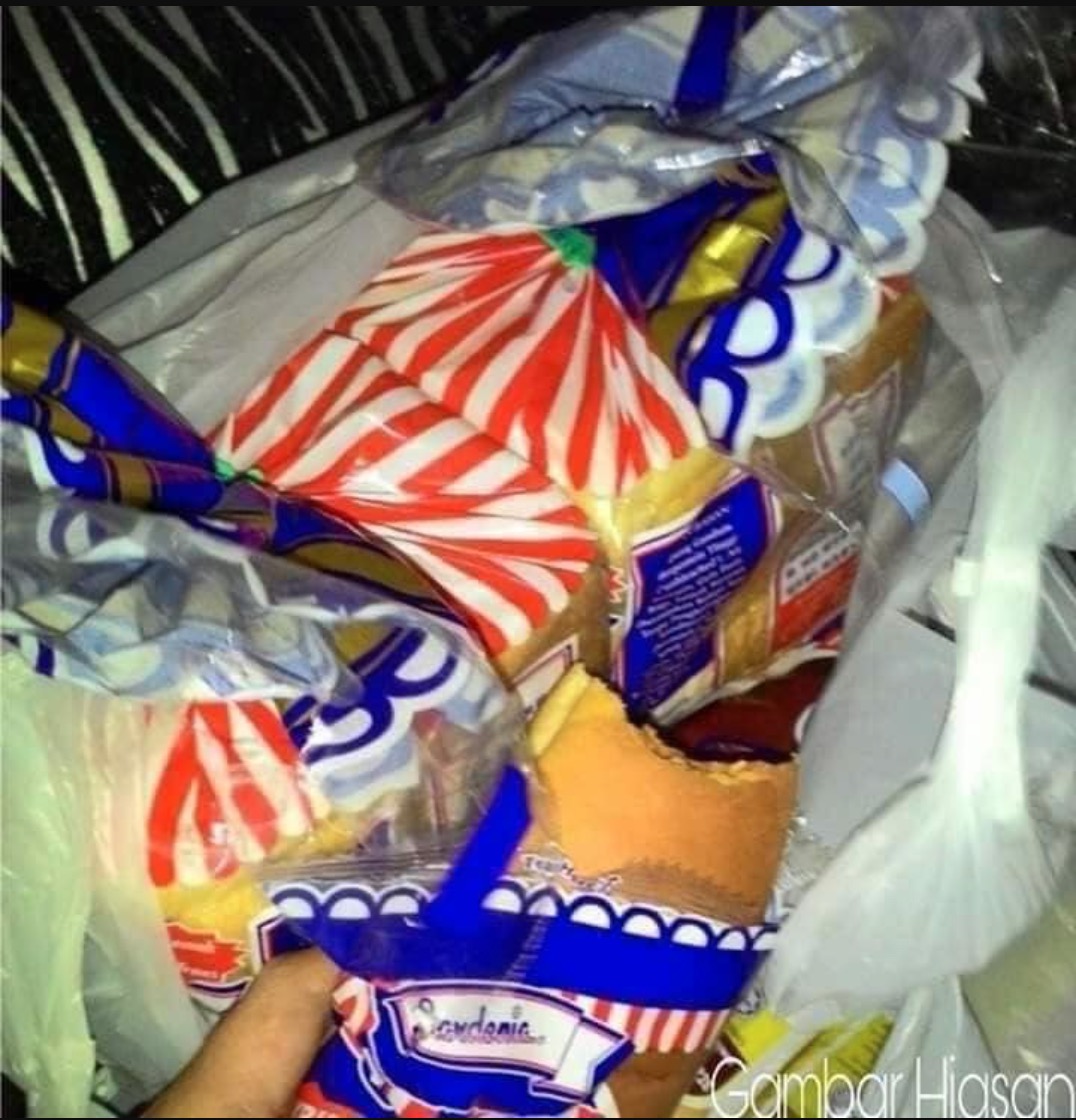 nangtime.com - Bapa Curi Roti Nak Bagi Anak Makan, Tapi Tindakan Polis Kawal Insiden Buat Ramai Sebak